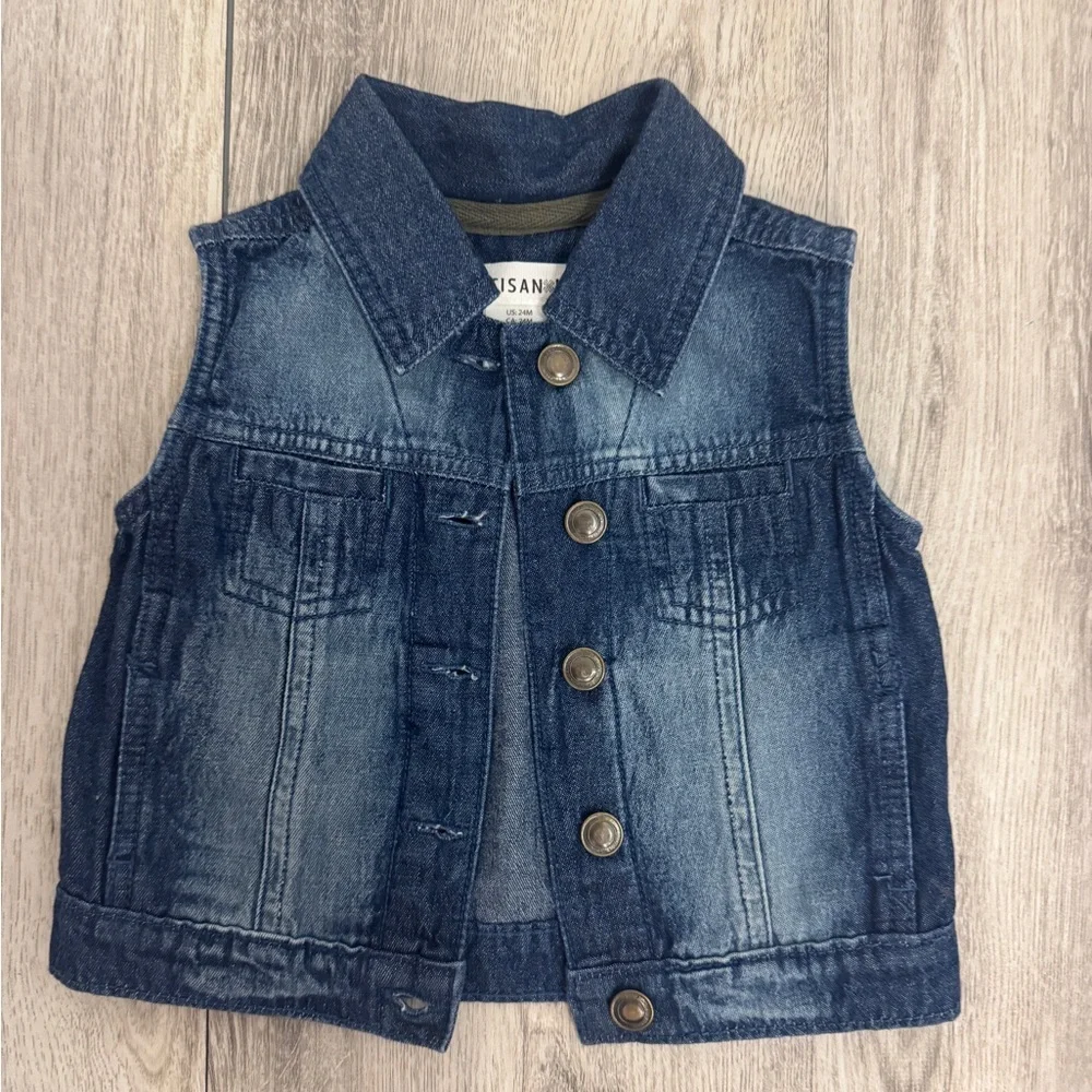 Artisan Ny Blue Denim Vest Classic Sleeveless Design